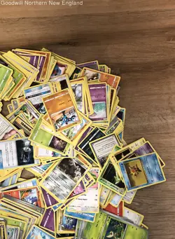 2.5LB Lot of Various Mixed Assorted Pokemon Cards TCG CCG Trading Cards - Image 2