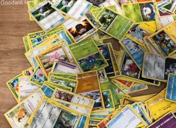 2.5LB Lot of Various Assorted Pokemon Cards TCG CCG in Collectible Box - Image 4