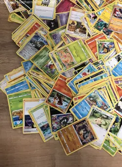 2.5LB Lot of Various Mixed Assorted Pokemon Cards TCG CCG Trading Cards - Image 4