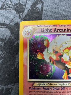 Light Arcanine 12/105 Neo Destiny Holo MP Pokemon TCG Vintage WOTC - Image 4