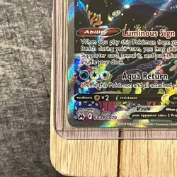 Pokemon TCG Lumineon v GG39/GG70 Ultra Rare Crown Zenith Near Mint Condition - Image 4