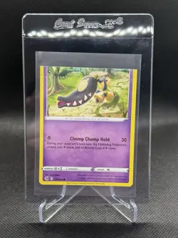 (ERROR - MISCUT WITH CRIMP) 2021 Mawile 119/264 Fusion Strike Pokemon TCG - Image 1
