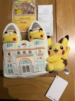 Pokemon x Natural History Museum Pikachu Jumbo Promo Card And Plush - Image 1