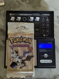 1999 Pokemon Fossil Booster Packs (2) WOTC 21g Long Crimp - Image 3