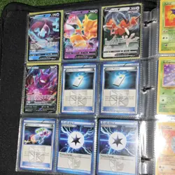 Pokemon TCG Binder Lot Charizard Pikachu Mewtwo Holo Foil Trainer Full Art - Image 4