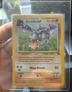 Pokemon Aerodactyl 1/62 Fossil Unlimited Holo Rare - Image 1