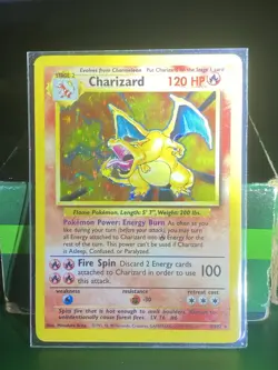 Pokemon TCG Charizard Base Set 4/102 Holo 1999-2000 Wizards Base Set - Image 2
