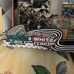 Pokemon TCG Black Bolt White Flare Unova Heavy Hitters Premium Collection Costco - Image 4