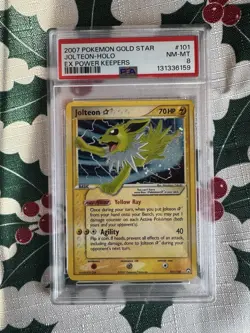 Jolteon Gold Star 101/108 ExPower Keepers Holo PSA 8 - Image 1