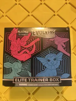 Pokemon TCG: Sword & Shield-Evolving Skies Elite Trainer Box - Image 1