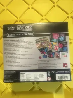 Pokemon TCG: Sword & Shield-Evolving Skies Elite Trainer Box - Image 2