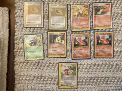 Pokemon Random Trading Card Lot - Image 1