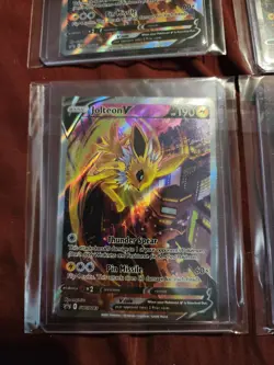 Lot Of 4 Cards Pokemon Jolteon V & VMAX Black Star Promo LP - Image 3