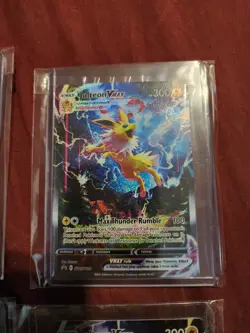Lot Of 4 Cards Pokemon Jolteon V & VMAX Black Star Promo LP - Image 4