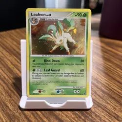 2008 Pokemon, D&P Majestic Dawn, #7/100 Leafeon Lv. 42, Holo Rare - Image 2