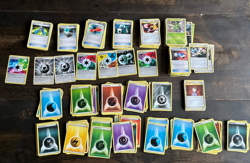 Pokemon 2010 2011 card Lot Holos, Base, Supporter Trainer, Stadium (280+) - Image 1
