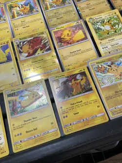 (30) Pikachu CARDS LOT VTG HOLO Raichu Stamped Red Cheeks Halloween Sm234 1999 - Image 5