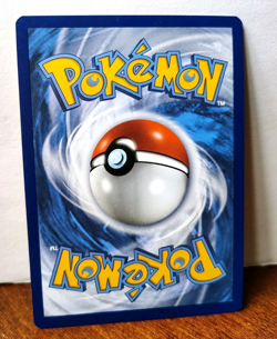 POKEMON PIKACHU 19/68 REVERSE HOLO HIDDEN FATES LP-NM - Image 2