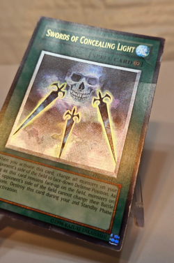 Ultimate Rare Swords of Concealing Light FET-EN042 Unlimited Yugioh 1050 - Image 3