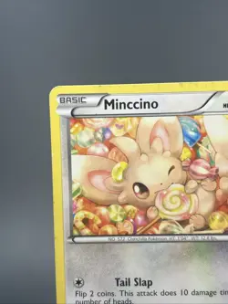 Minccino RC18/RC25 Legendary Treasures: Radiant Collection Starfoil Holo MP - Image 3