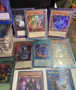 Lot of 200+ Yu-Gi-Oh! Cards. Various Conditions. Includes Blue Eyes White Dragon - Image 4