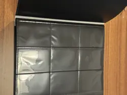 Disney Villains 9-Pocket Binder/Portfolio Holds 252 Cards 2025 Lorcana EMPTY - Image 3