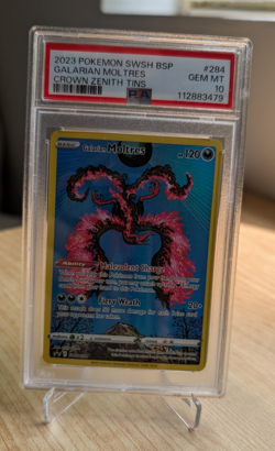 Pokemon - Galarian Moltres SWSH284 | PSA 10 | Black Star Promo | Crown Zenith - Image 3