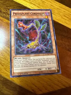 Predaplant Cordyceps MACR-EN011 1st Edition Common LP + BONUS - Image 1