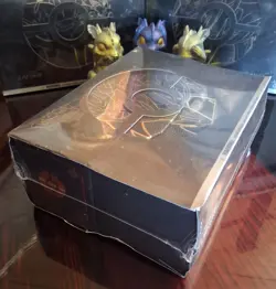 Pokemon TCG Sword & Shield Elite Trainer Box Plus Zamazenta Brand New Great Seal 820650807435 - Image 2