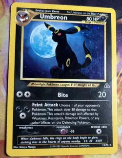 Pokemon TCG Umbreon Neo Discovery Holo Rare Card 13/75 Vintage - Image 2