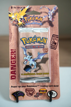 Pokemon Fossil Booster Blister Pack Aerodactyl Artwork 1999 WOTC Sealed - Image 1