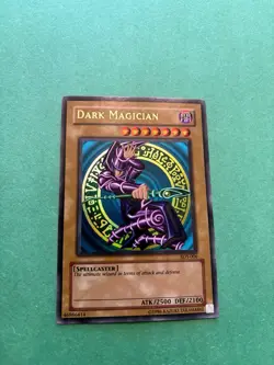 Yu-Gi-Oh! TCG Dark Magician SDY-006 Starter Deck Yugi. Near mint condition - Image 1
