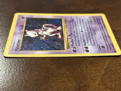 Pokemon TCG Mewtwo Base Set Shadowless Holo Rare 010/102 English Basic 60 HP - Image 3