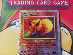 Flareon 10/110 Reverse Holo Rare Legendary Collection Pokemon Card - Image 3