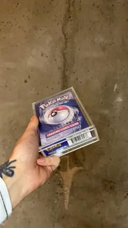 Pokemon 1999 Base Set 2-Player Starter Deck! Sealed Box! Rare Machamp Holo - Image 4