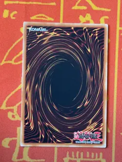 YUGIOH DARK MAGICIAN PLATINUM SECRET RARE NM RA03-EN080 - Image 2