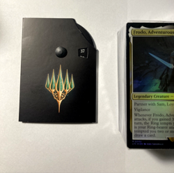 MTG Food and Fellowship Lord of the Rings SEALED DECK + LIFE TRACKER + DECKBOX - Image 3