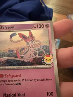 💥 2025 Pokemon Day Stamped Sylveon 040/131 Holo Foil Exclusive Promo Card 💥 - Image 4