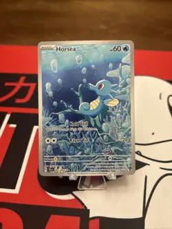 Pokemon TCG Horsea Full Art Holo Shrouded Fable Illustration Rare, 067/064 NM - Image 1