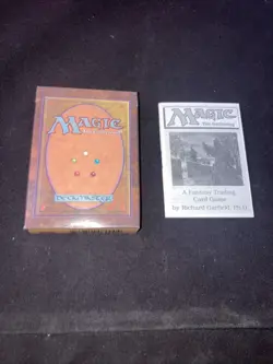 Empty Limited Edition MTG Beta Starter Deck Box Vintage! Near Mint - Image 1