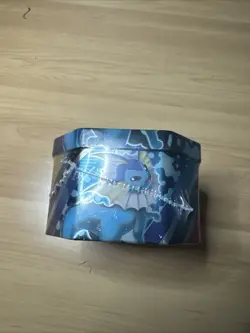 Pokemon TCG Vaporeon V Tin Eevee Evolutions Factory Sealed 2021 - Image 4
