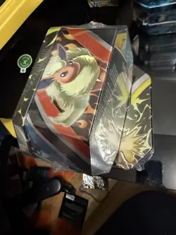 Pokemon TCG: 2021 Fall Eevee Evolutions - Jolteon V Tin - Factory Sealed - Image 2