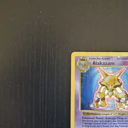 Alakazam 1/102 Pokemon TCG Base Set Holo Shadowless - Image 3