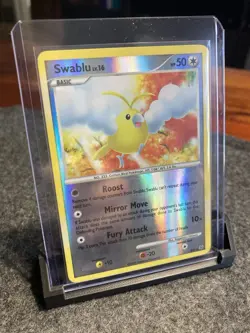 Pokemon TCG - Swablu (Shiny) (SH5) Platinum - Reverse Holo - MP - Image 5