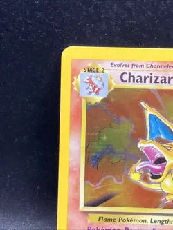 Pokemon TCG Charizard 4/102 Base Set Holo MP/LP See Pics 💥💥 - Image 2