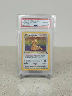 PSA 8 DRAGONITE 4/62 1st Edition Holo Rare Fossil Set WOTC - Pokemon Card 1999 - Image 1