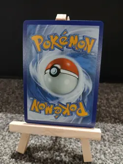 Celebi 009/185 Vivid Voltage Amazing Rare NM+ Pokemon TCG Card Rainbow Holo - Image 3
