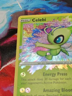 Celebi 009/185 Pokemon TCG 2020 Amazing Rare Holo Card Vivid Voltage, - Image 2