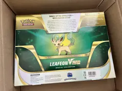 Pokemon TCG Leafeon Vstar Special Collection Box Brand New & Sealed - Image 2