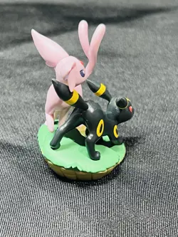 Pokemon Prismatic Evolutions Premium Figure Collection Espeon And Umbreon Figure - Image 4